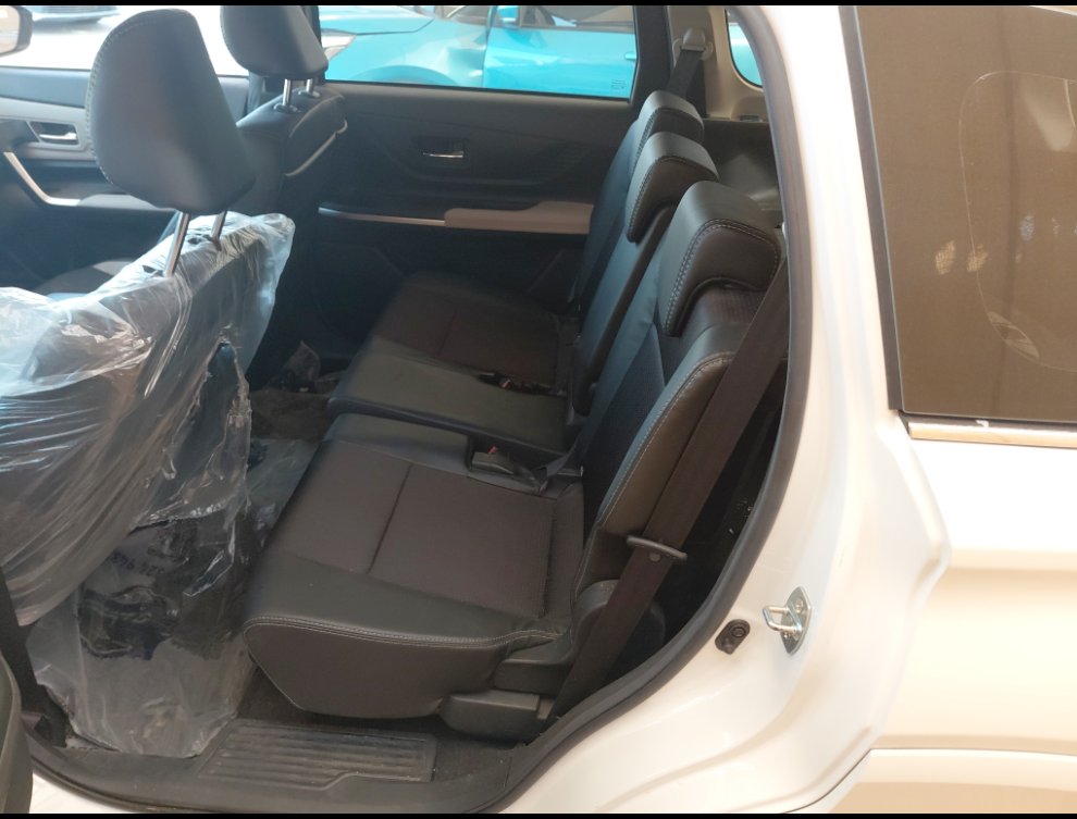 تويوتا فيلوز GLX 2024 image