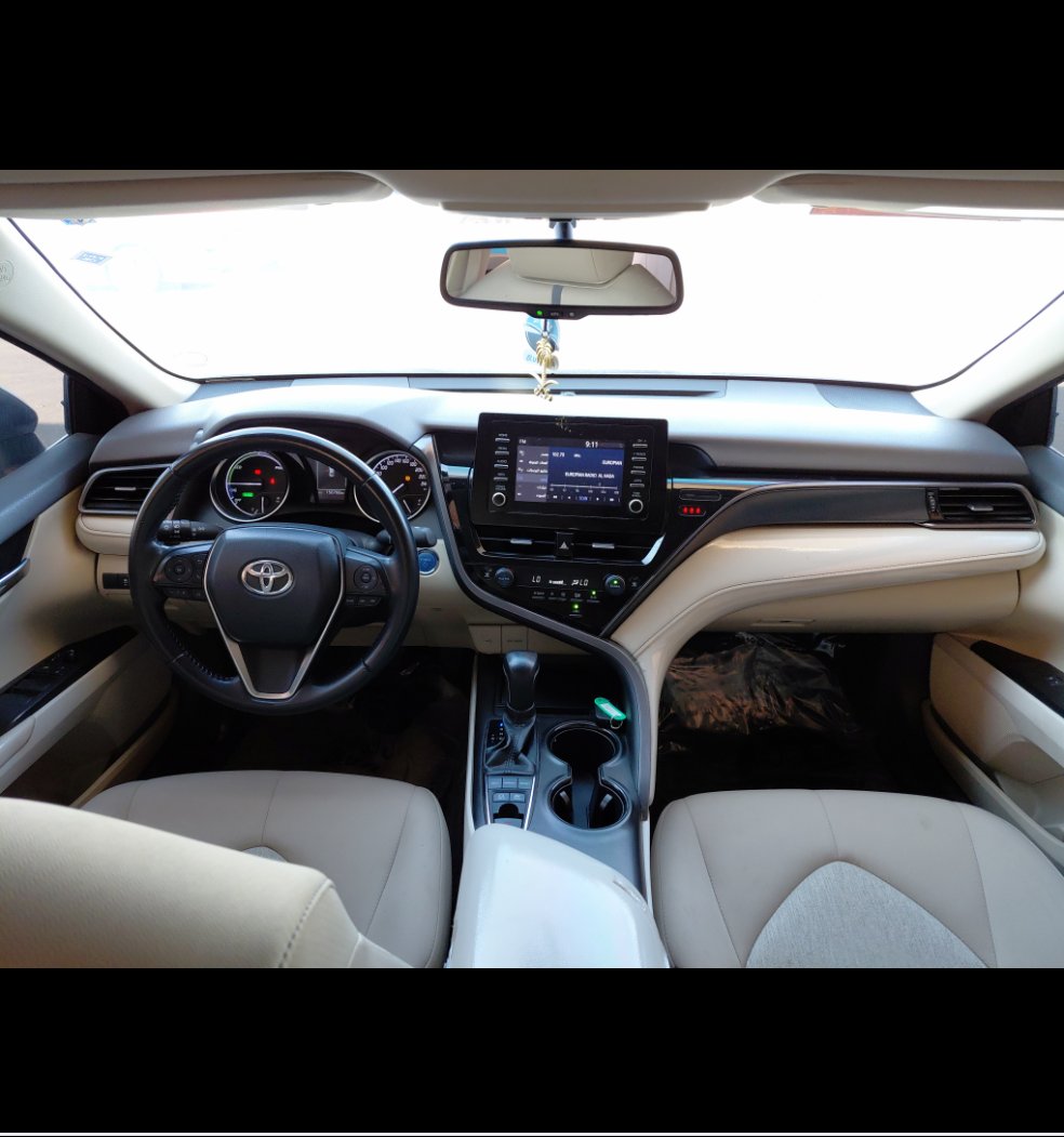 Toyota Camry GLE HEV  2023 image