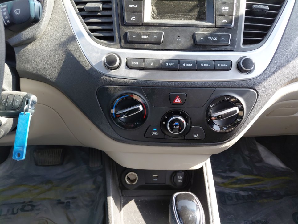 Hyundai Accent GL 2022 image