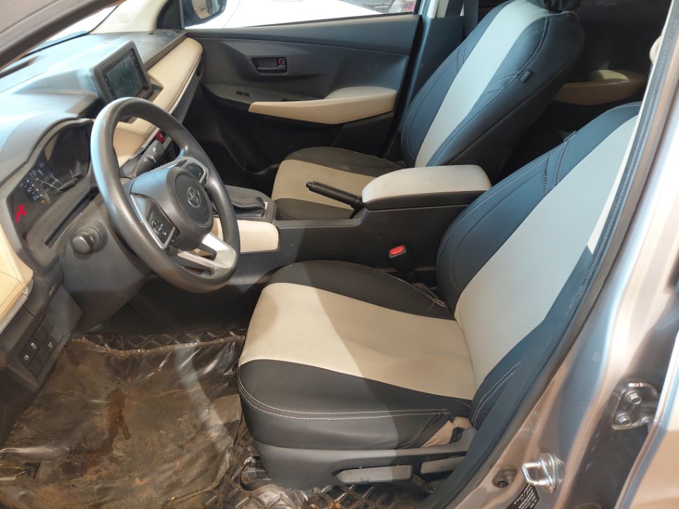 تويوتا يارس SD Y 2023 image