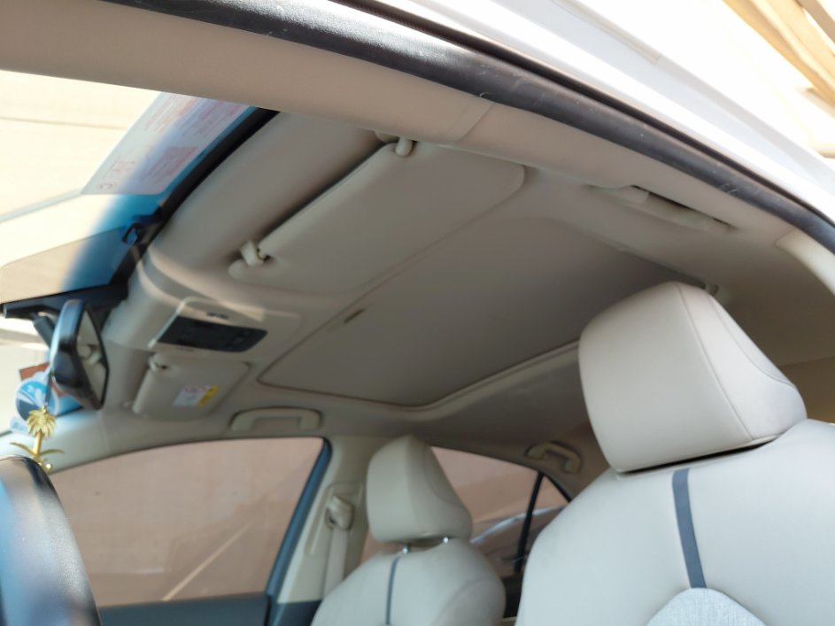 Toyota Camry GLE HEV  2023 image