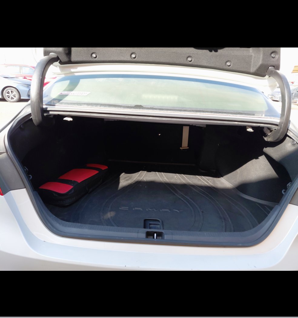 Toyota Camry GLE HEV  2023 image