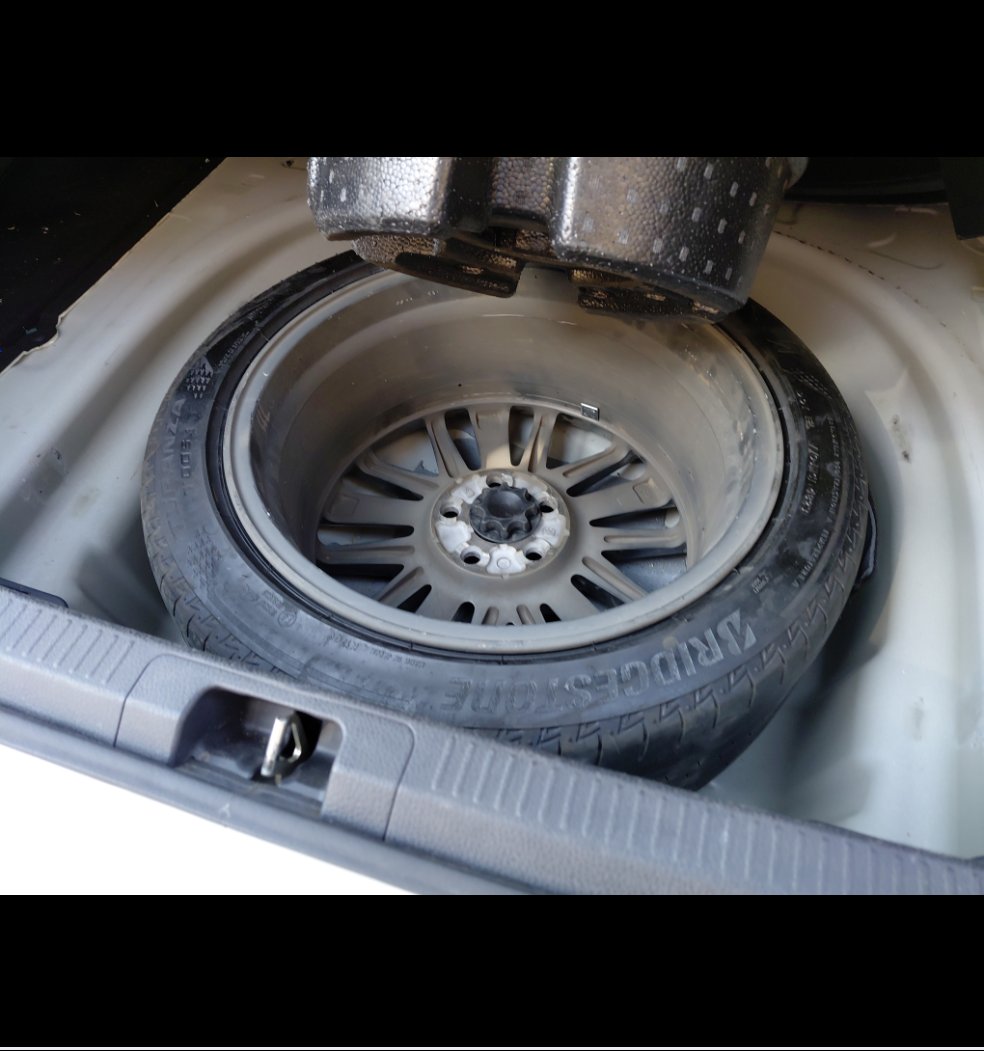 Toyota Camry GLE HEV  2023 image