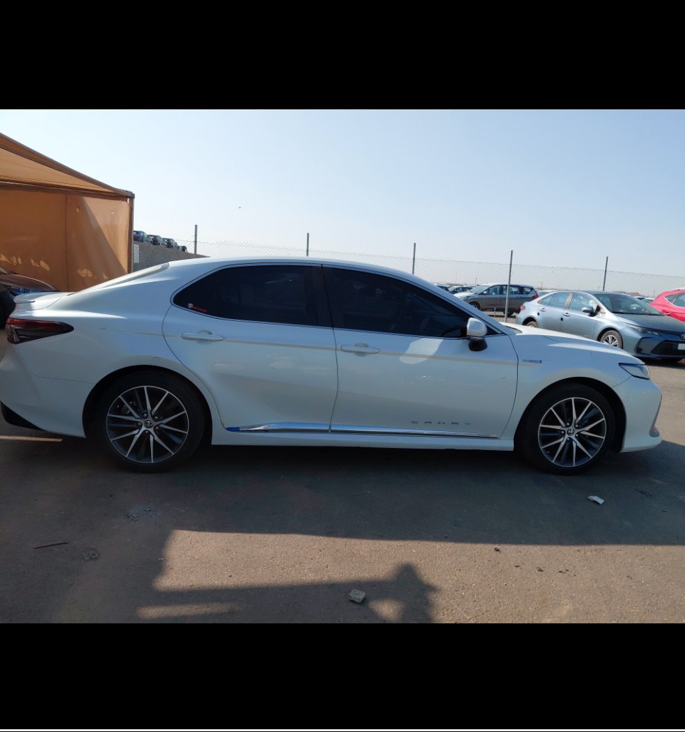 Toyota Camry GLE HEV  2023 image