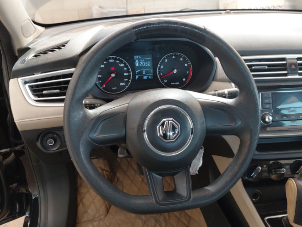 إم جي 5 STD 2022 image