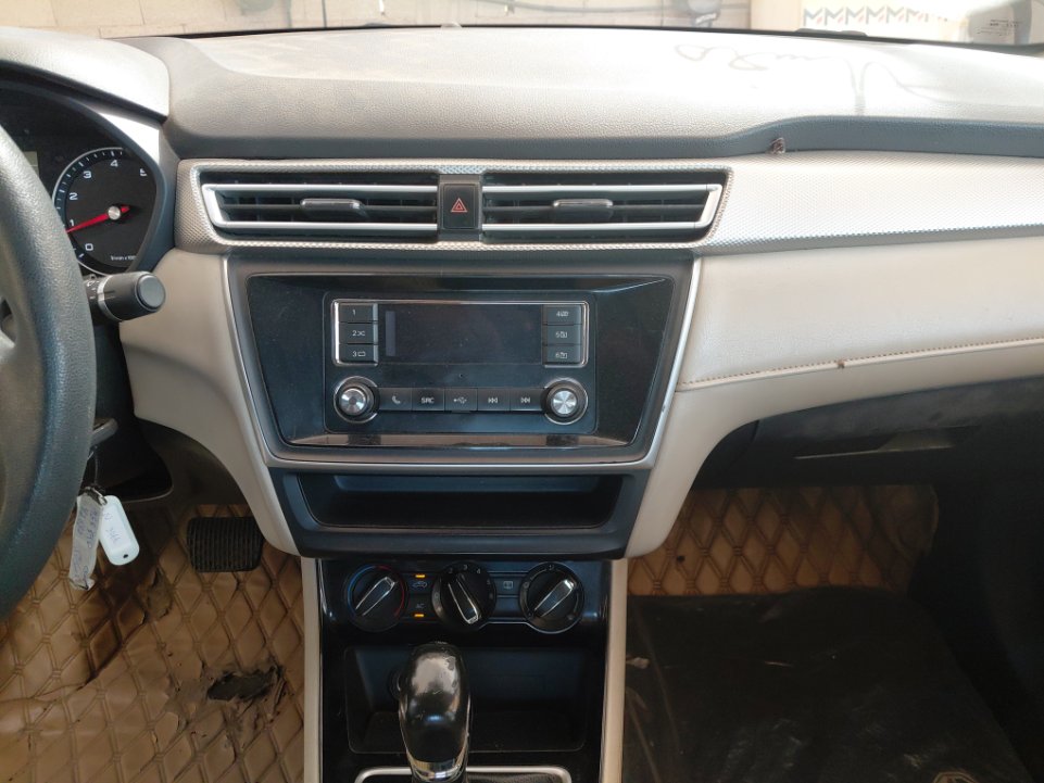 إم جي 5 STD 2022 image