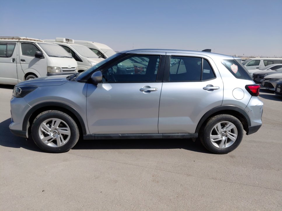 Toyota RAIZE XLE 2024 image