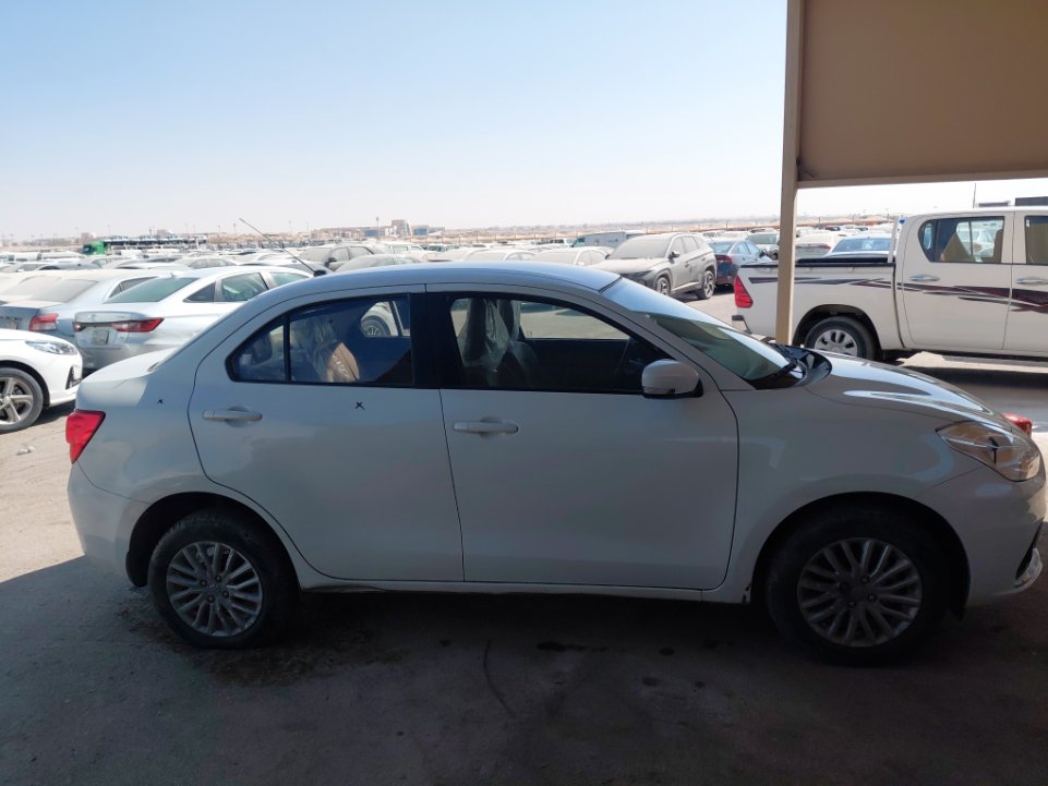 Suzuki DZIRE GL 2024 image