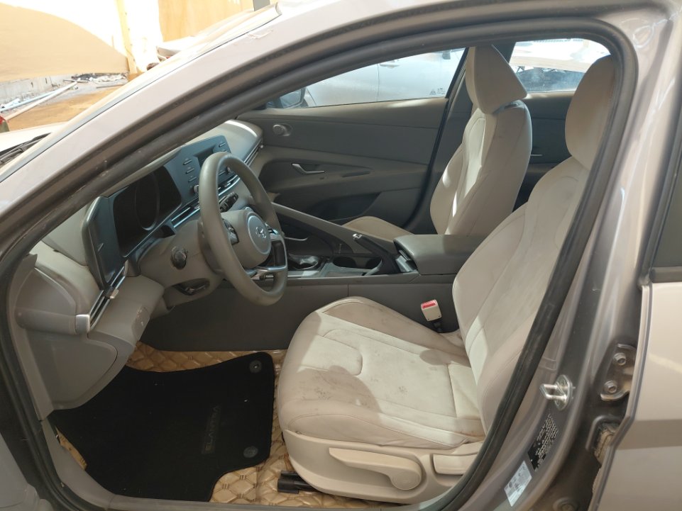 Hyundai Elantra GL 2023 image