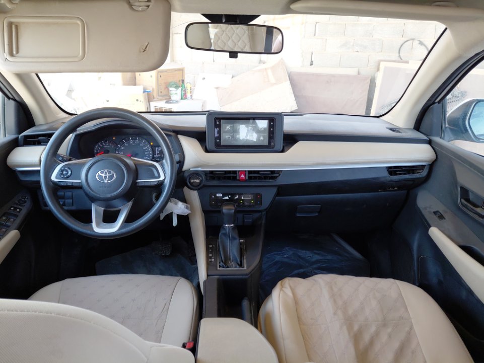 Toyota Yaris SD Y 2023 image