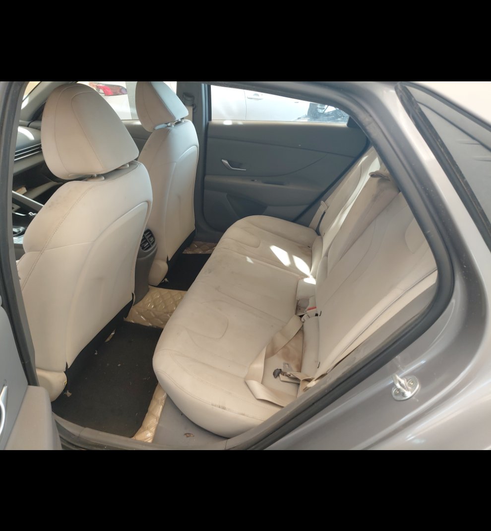 Hyundai Elantra GL 2023 image