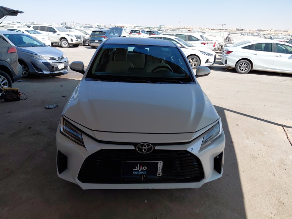 تويوتا يارس SD Y 2023