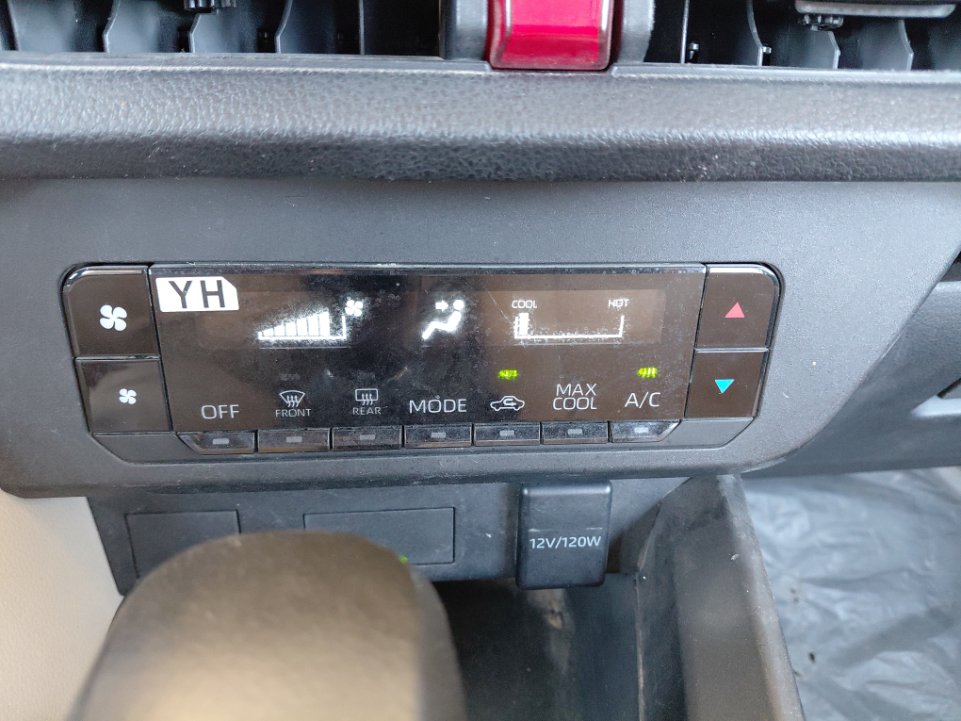 Toyota Yaris SD Y 2023 image