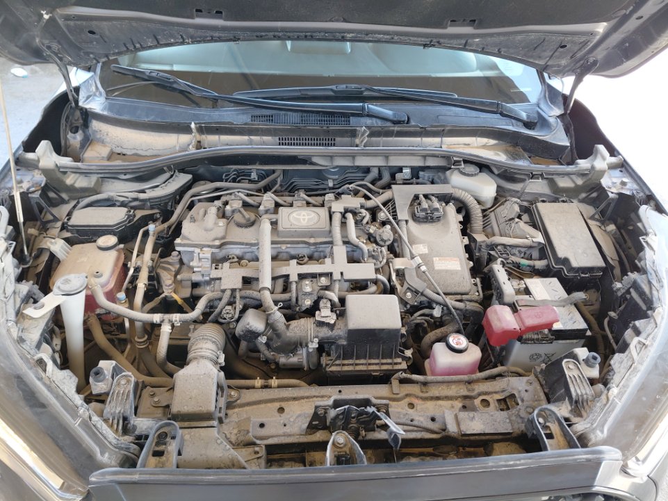 Toyota Corolla Cross LE HEV 2023 image