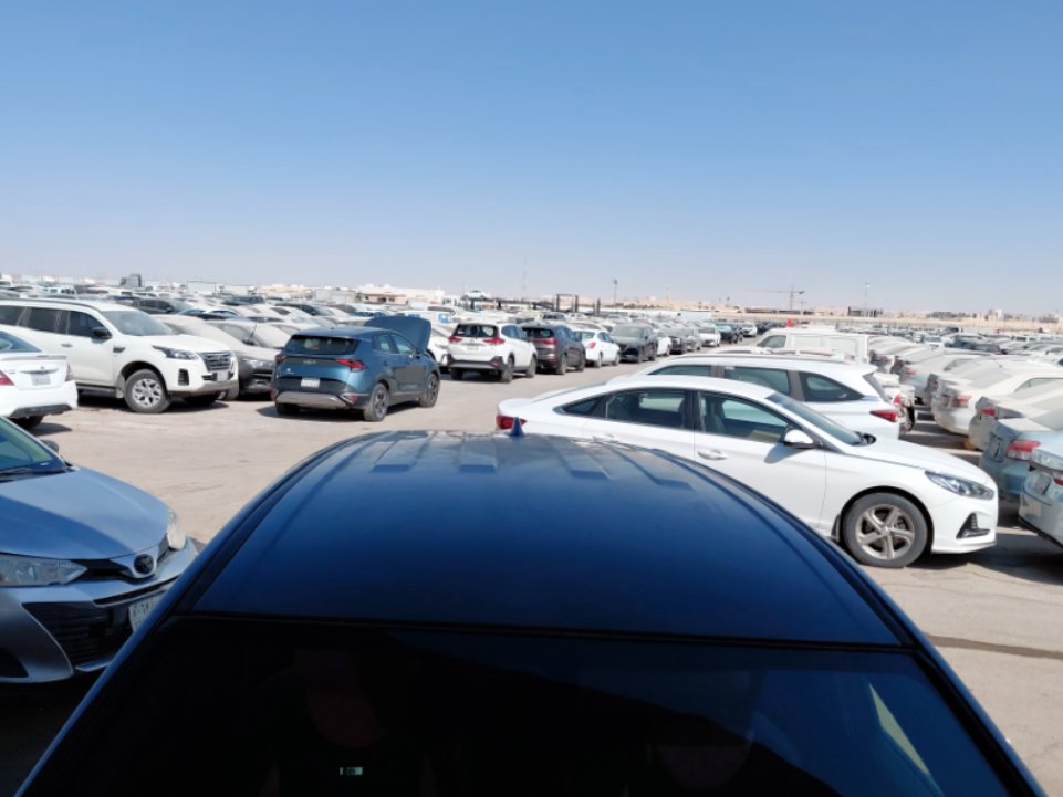 Toyota Corolla Cross LE HEV 2023 image