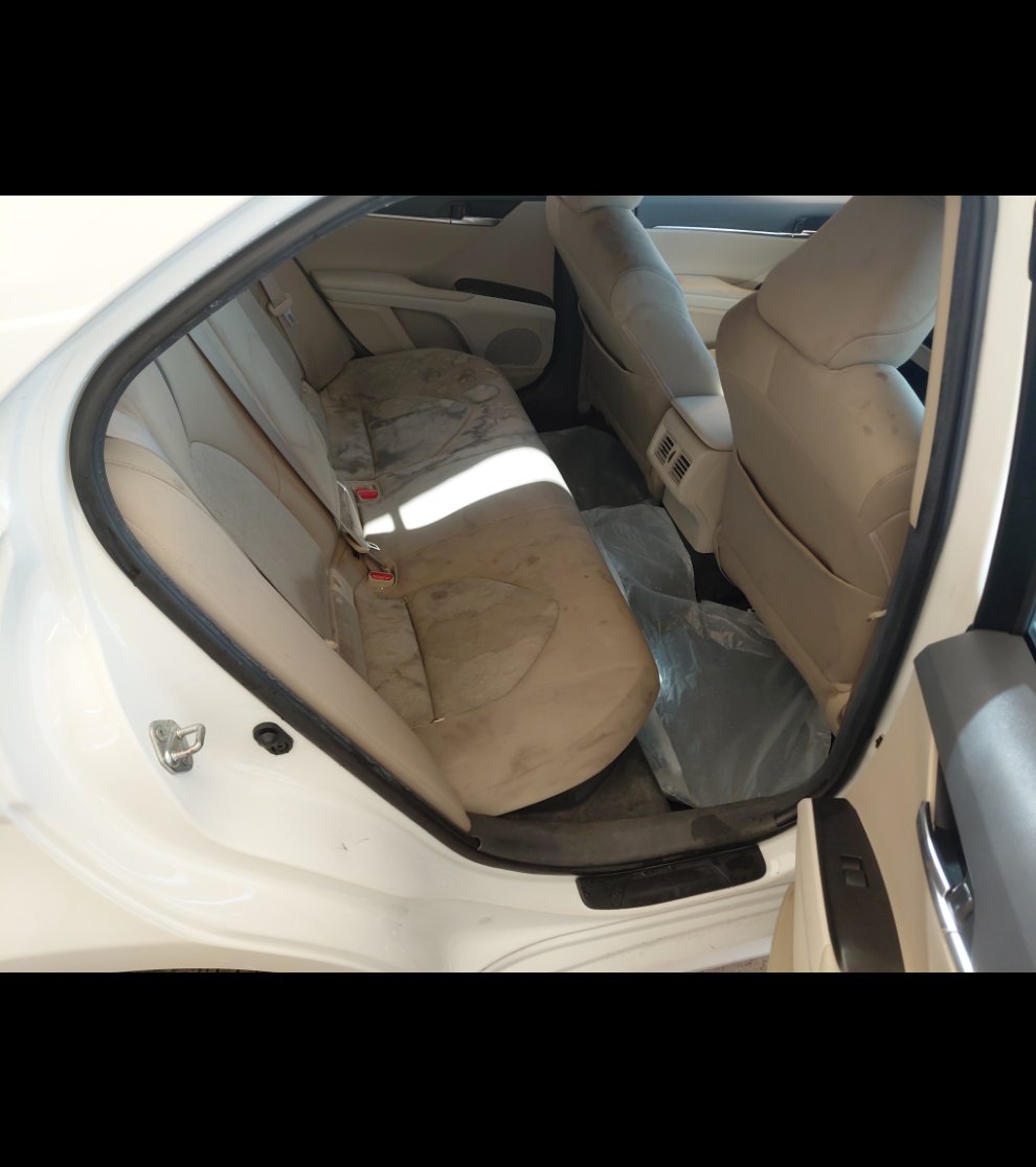 Toyota Camry LE HEV 2024 image