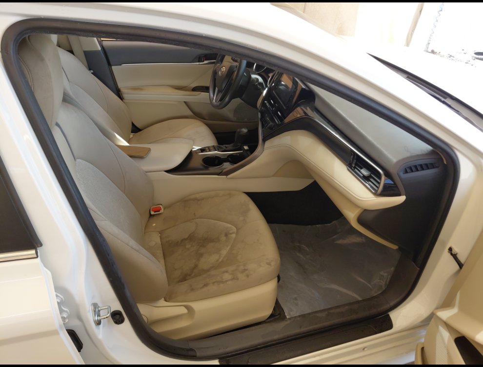 Toyota Camry LE HEV 2024 image