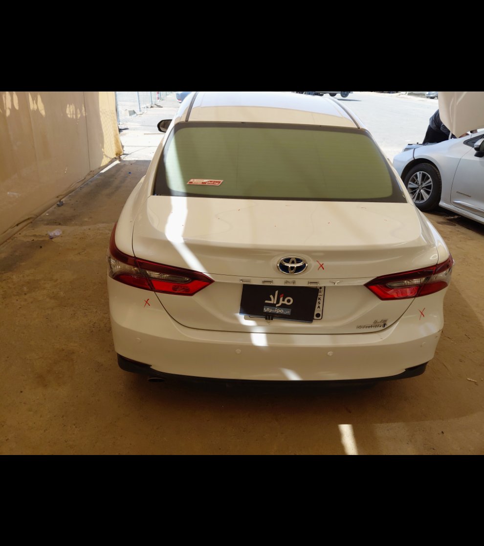 Toyota Camry LE HEV 2024 image
