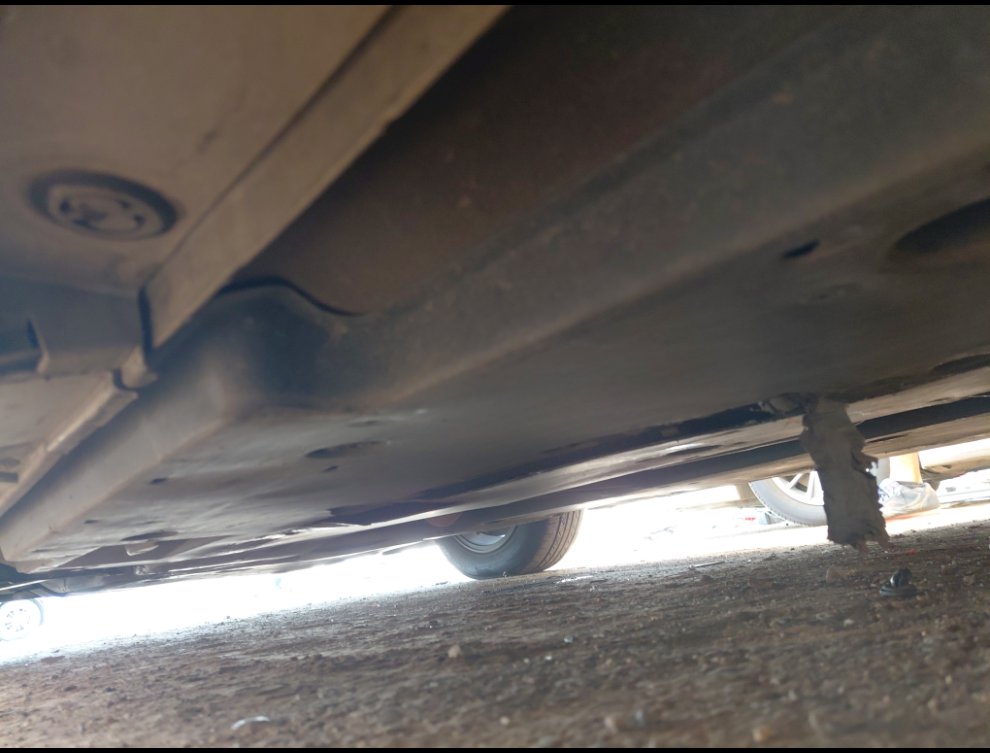 Toyota Camry LE HEV 2024 image