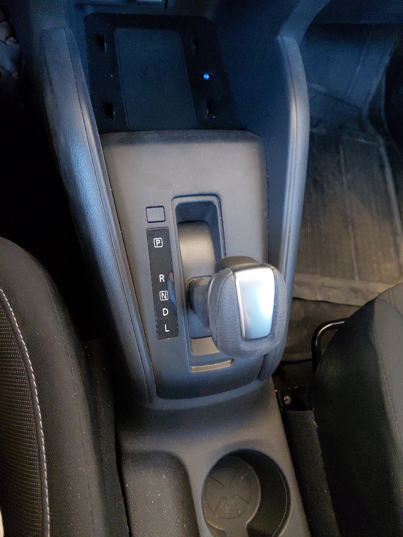 Nissan Kicks S 2024 image