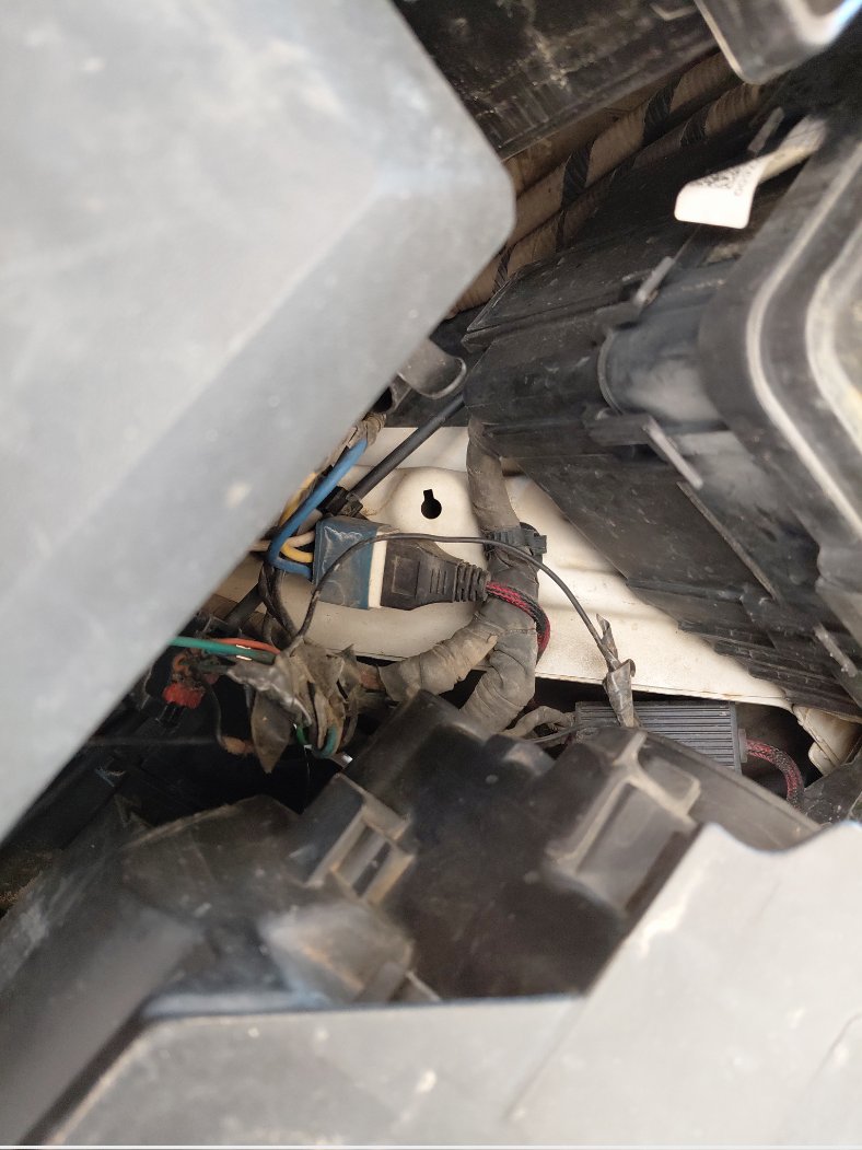 كيا ريو FLEET 2018 image