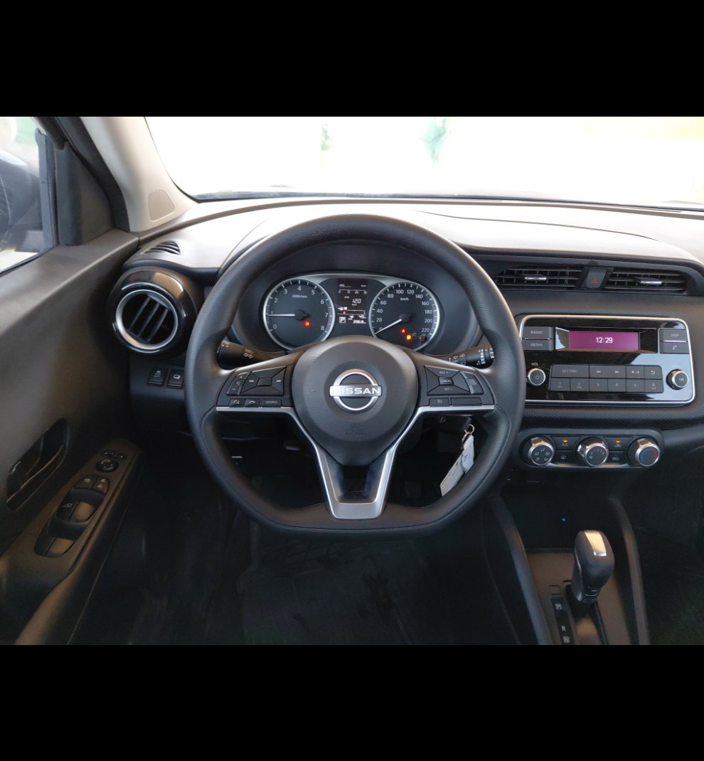 Nissan Kicks S 2024 image