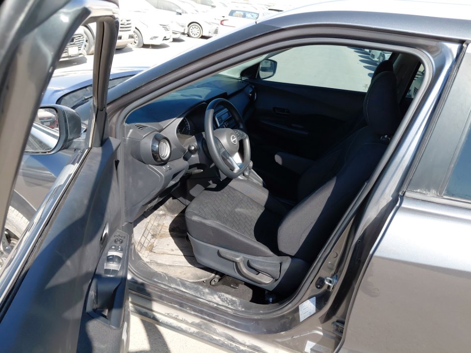 Nissan Kicks S 2024 image