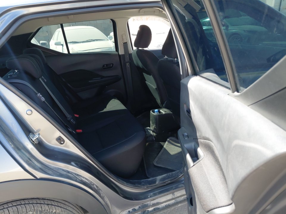 Nissan Kicks S 2024 image