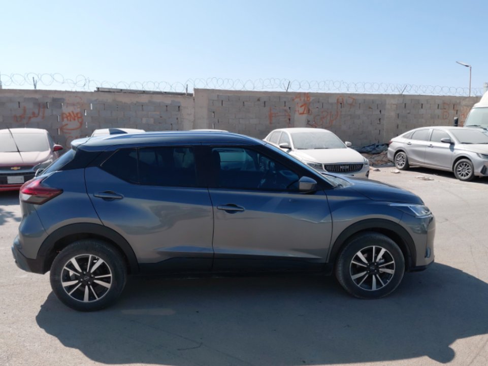 Nissan Kicks S 2024 image
