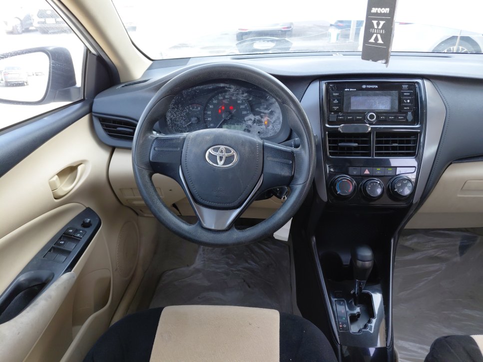 Toyota Yaris SD Y 2022 image