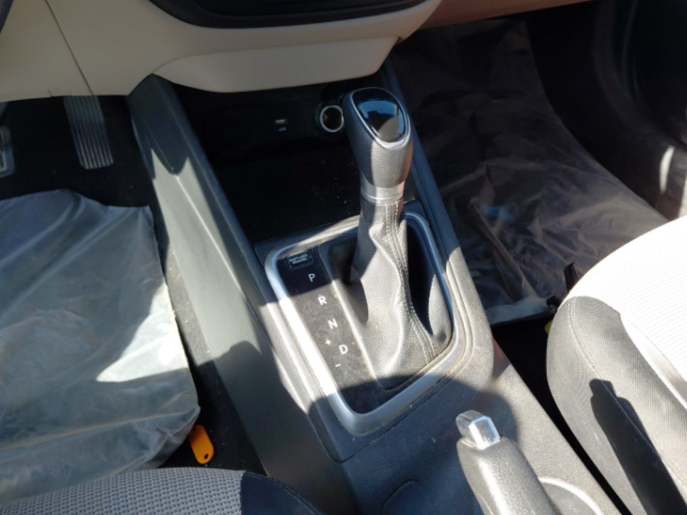 Hyundai Accent GL 2023 image