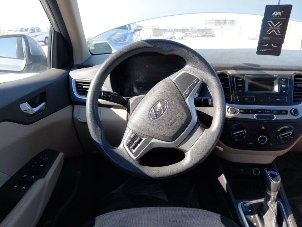 Hyundai Accent GL 2023 image