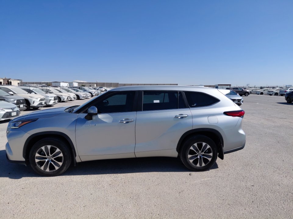 Toyota Highlander GLE HEV  2023 image