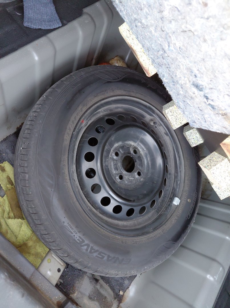 تويوتا يارس SD Y 2024 image