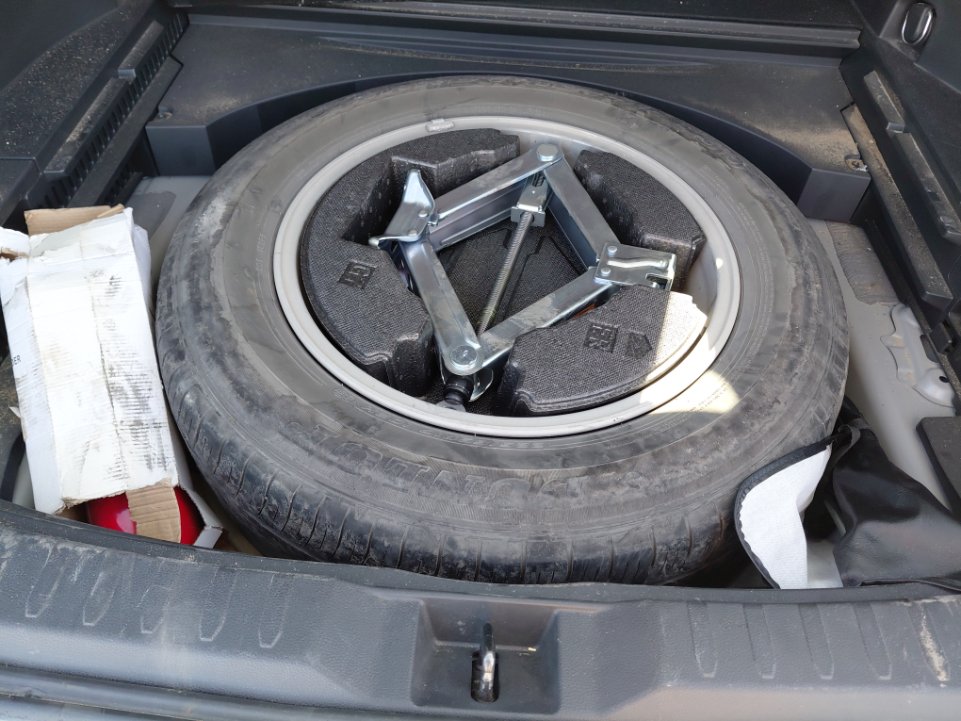 Toyota RAV4 LE HEV SPORTS 2024 image