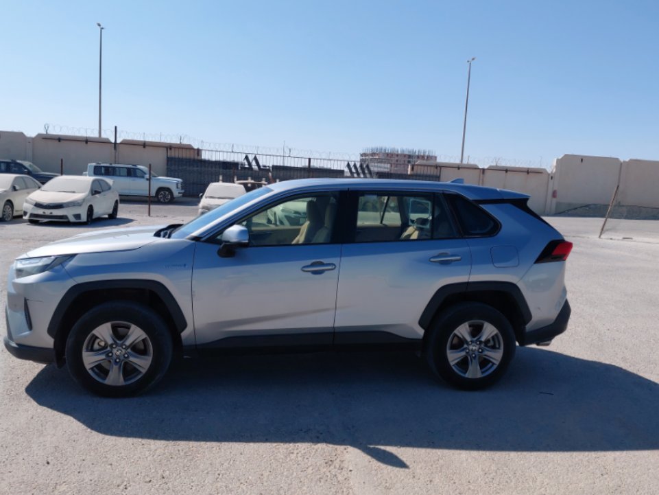 Toyota RAV4 LE HEV SPORTS 2024 image