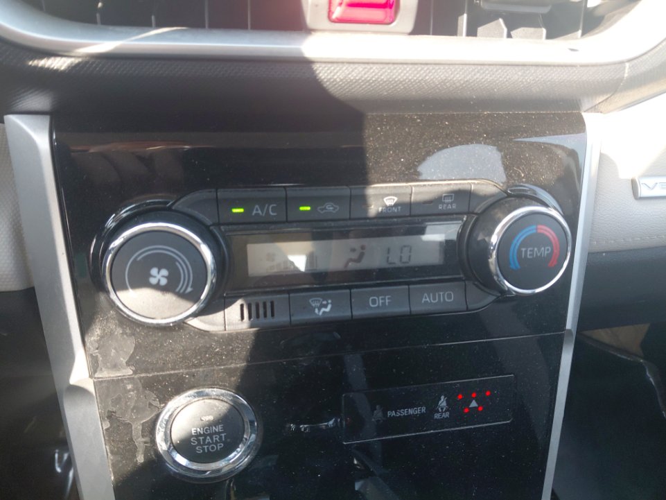 تويوتا فيلوز GLX 2024 image