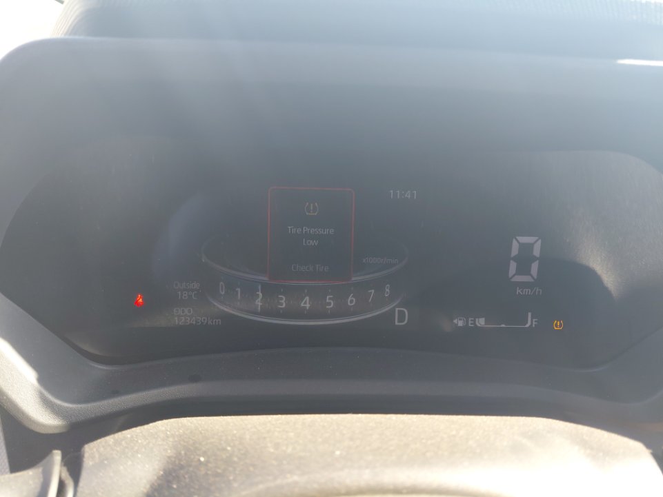 تويوتا فيلوز GLX 2024 image