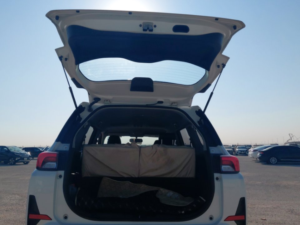 تويوتا فيلوز GLX 2024 image