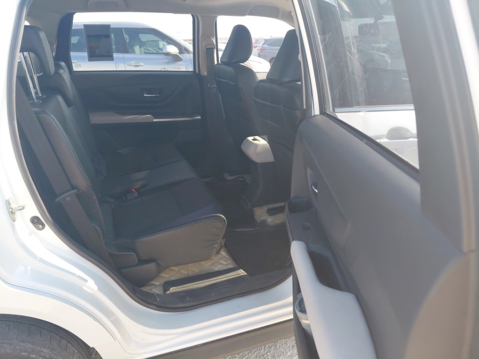 تويوتا فيلوز GLX 2024 image