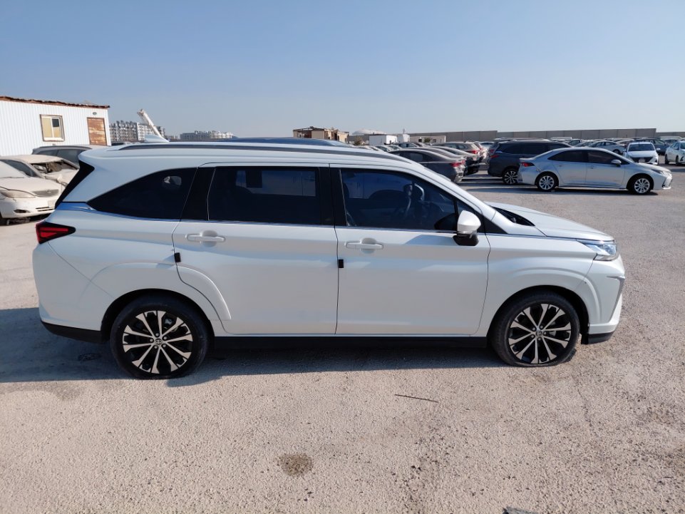 تويوتا فيلوز GLX 2024 image