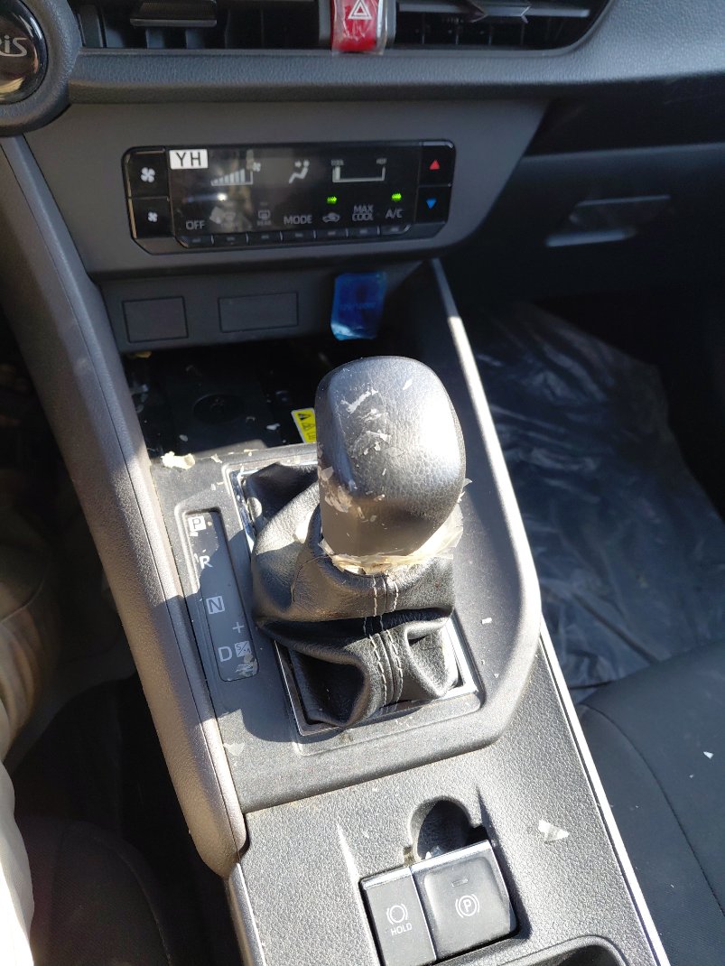 تويوتا يارس SD Y PLUS 2024 image