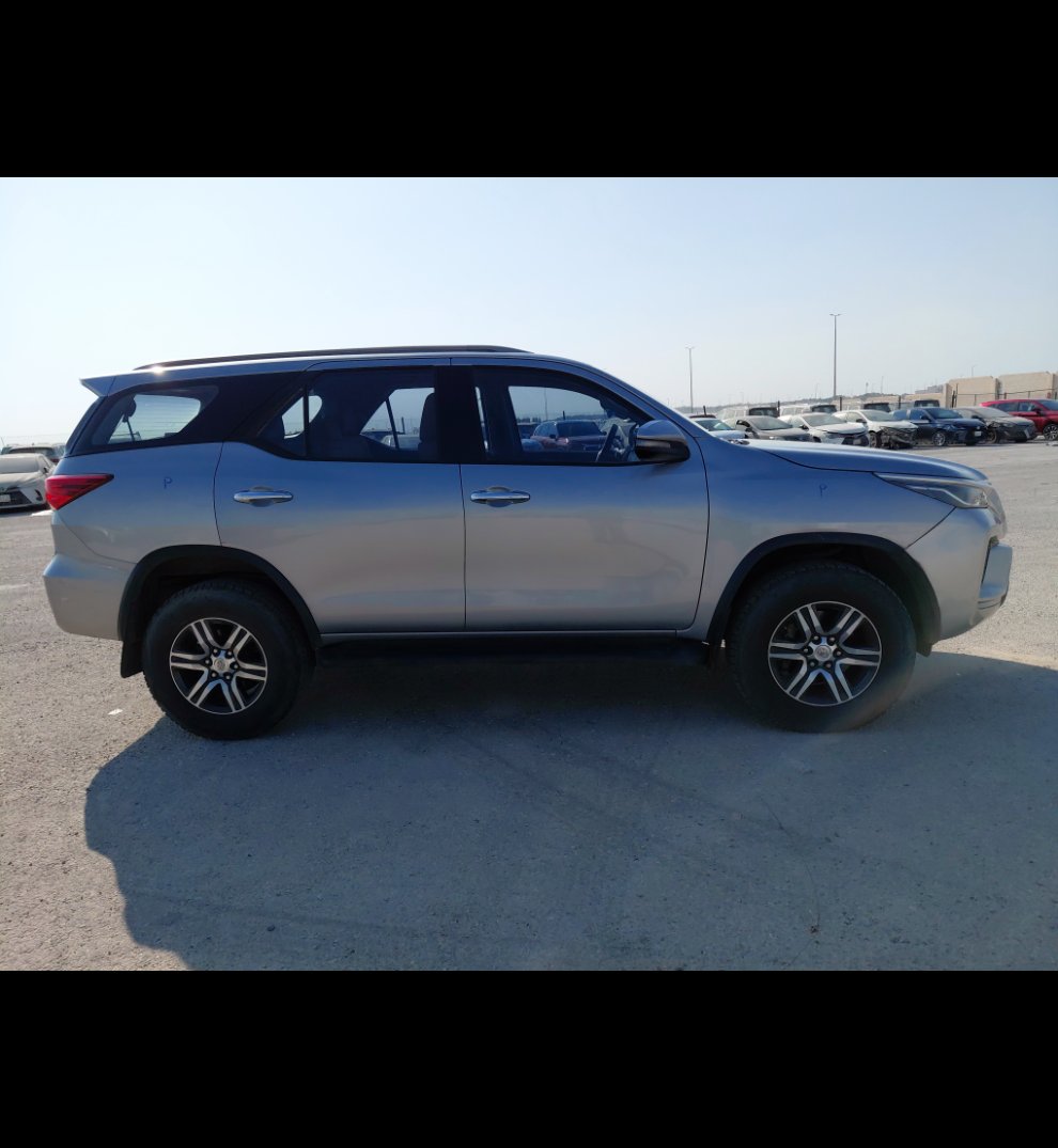 تويوتا فورتشنر GX2 SPORTS UTILITY  2022 image