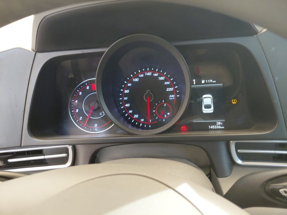 Hyundai Elantra GL 2023 image