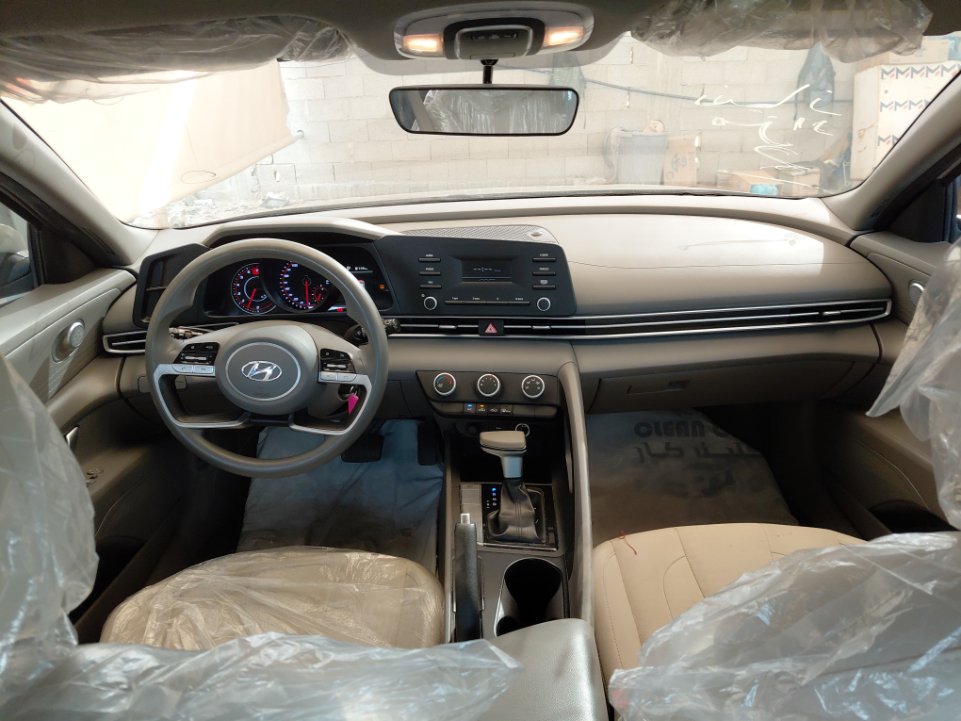 Hyundai Elantra GL 2023 image