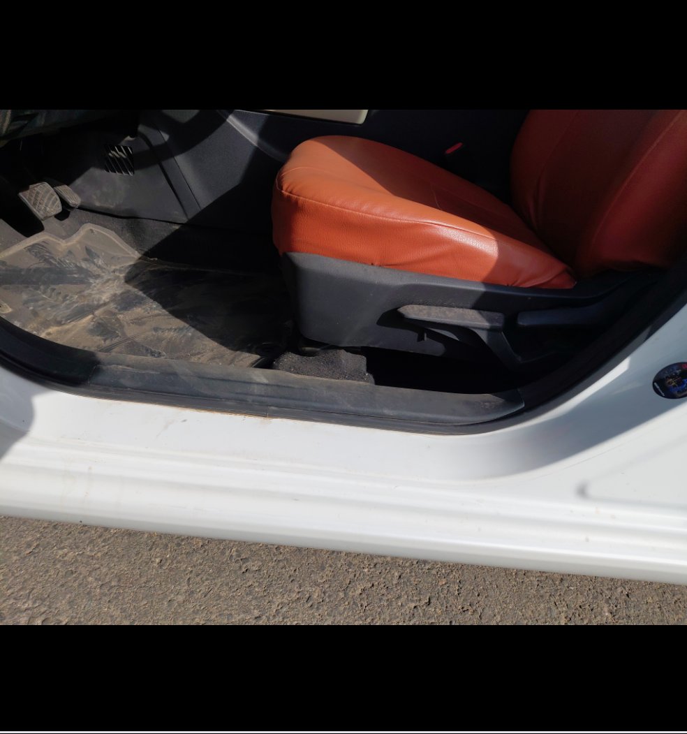 تويوتا يارس SD Y 2024 image