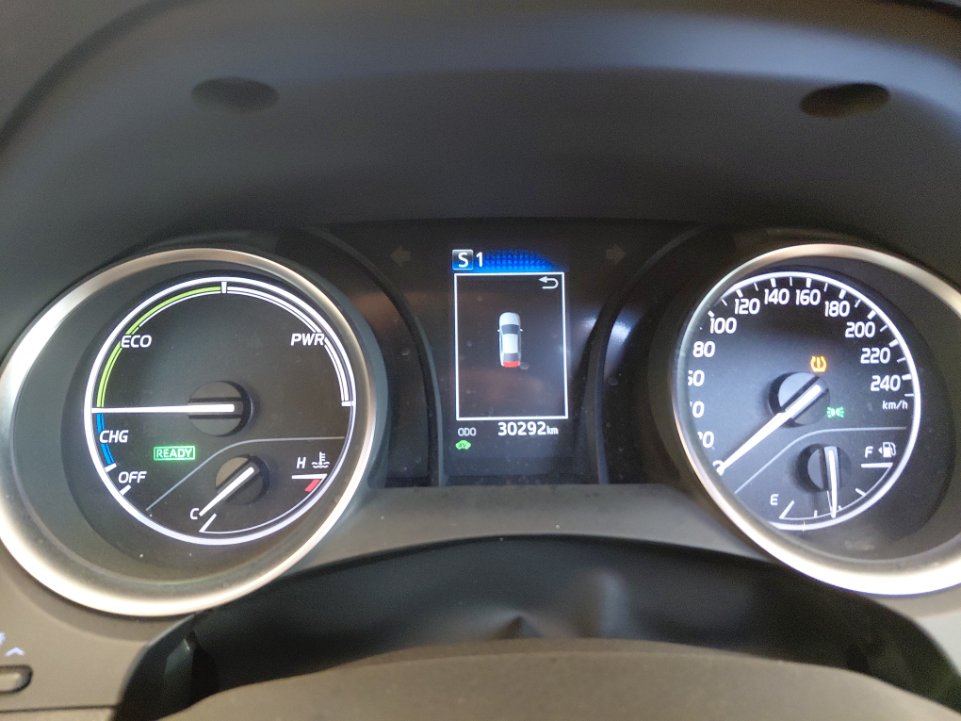 Toyota Camry GLE HEV  2024 image