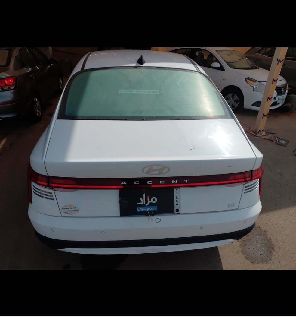 Hyundai Accent Smart  2024 image