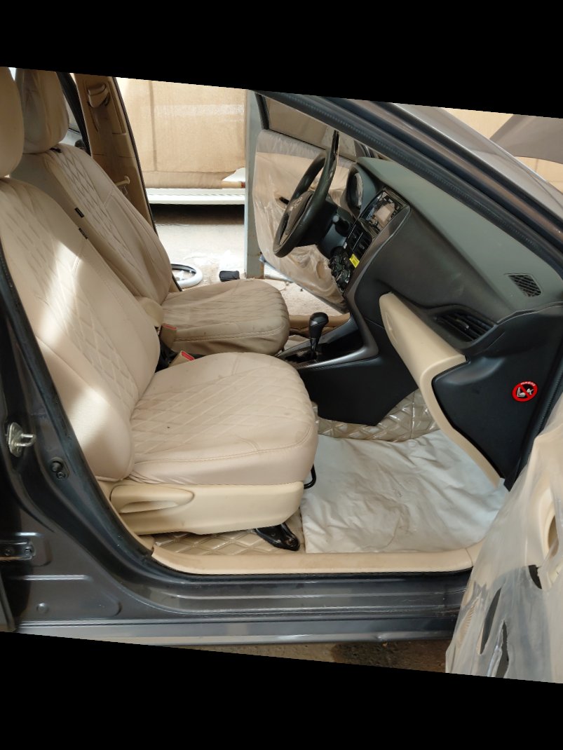 تويوتا يارس SD Y FLT 2021 image