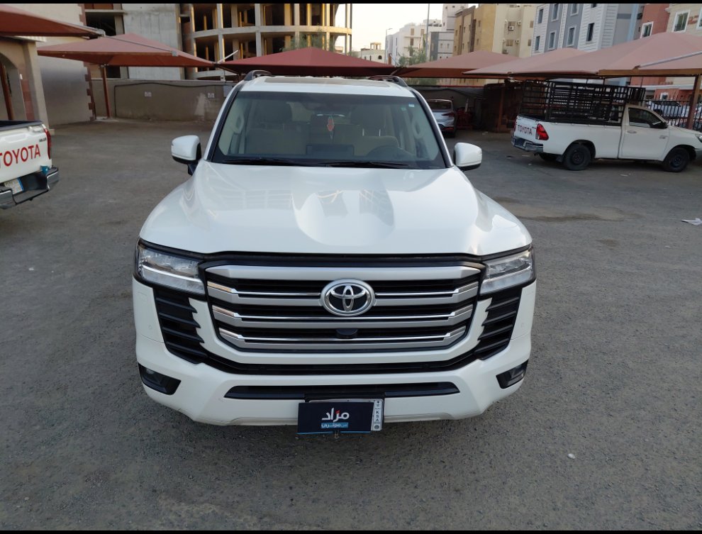 Toyota Land Cruiser GX-R 2023